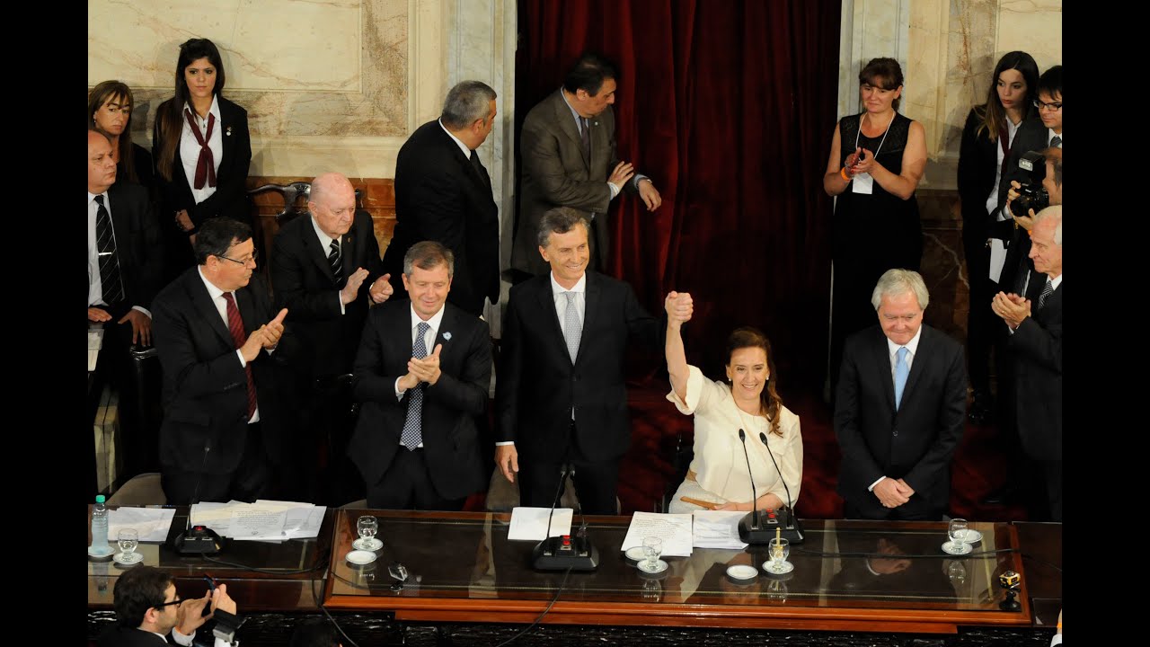 Mauricio Macri - Jura ante el Congreso como Presidente de la Nación Argentina - Cadena Nacional