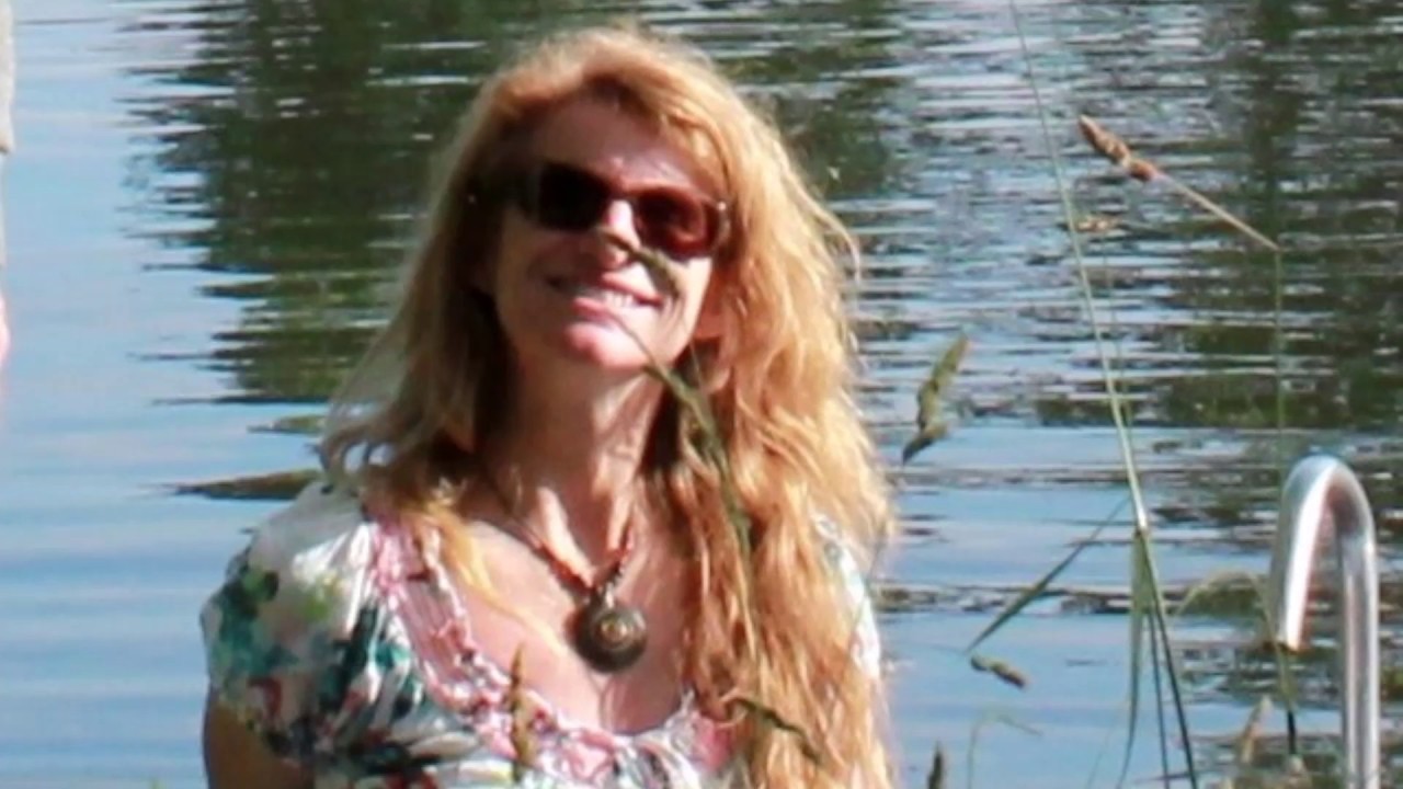 Andrea vo da Holledau - Schwarzer Regen bei Nocht - Album GLÜCKSMOMENTE