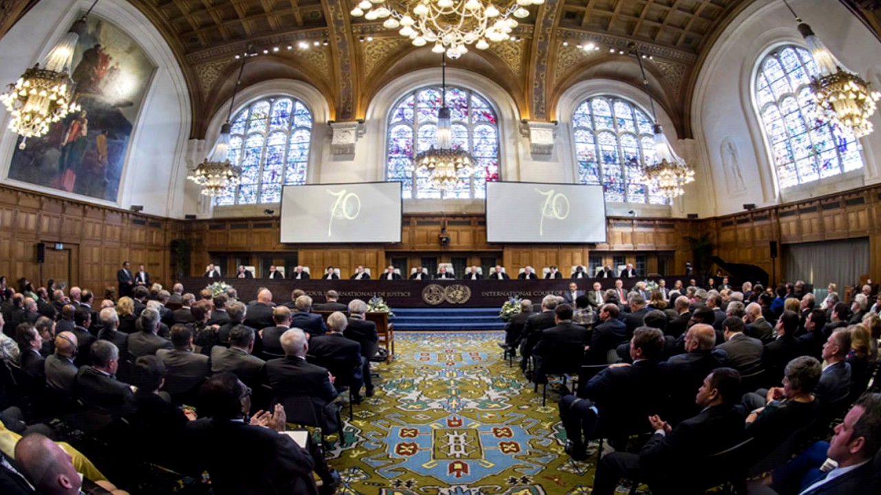 Международный суд признал россию. Международный суд в Гааге. Суд ООН В Гааге. Международный Уголовный трибунал (Гаага). Международный суд ООН зал заседаний.