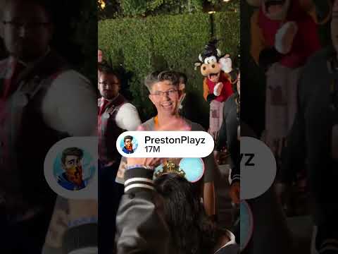 1 Surprised 50 Make- A - Wish Kids With Disneyland