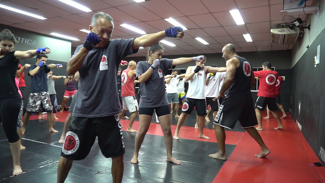 Treino especial Kickboxing Ichigeki com Shihan Francisco Filho na Team Nogueira SP