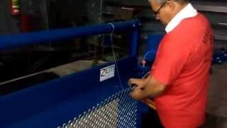 Máquina para fabricar tela de alambrado