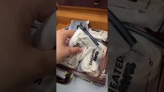 Celebrity Travis Scott 🔥 - Utopia Briefcase Unboxing 😏 - What is Inside the Utopia Briefcase 🥵 Utopia Merch Profile