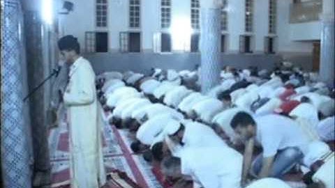القارئ حمزة بوبكري في تقليد للشيخ سعود الشريم