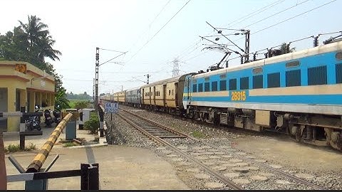 Dangerous Dust Storm Guwahati Kolkata Summer Special Express Angry Honking Skipping Out Railgate