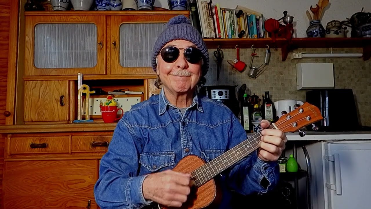 Rainer Weisbecker singt * An de Eck, da steht en Schneemann *