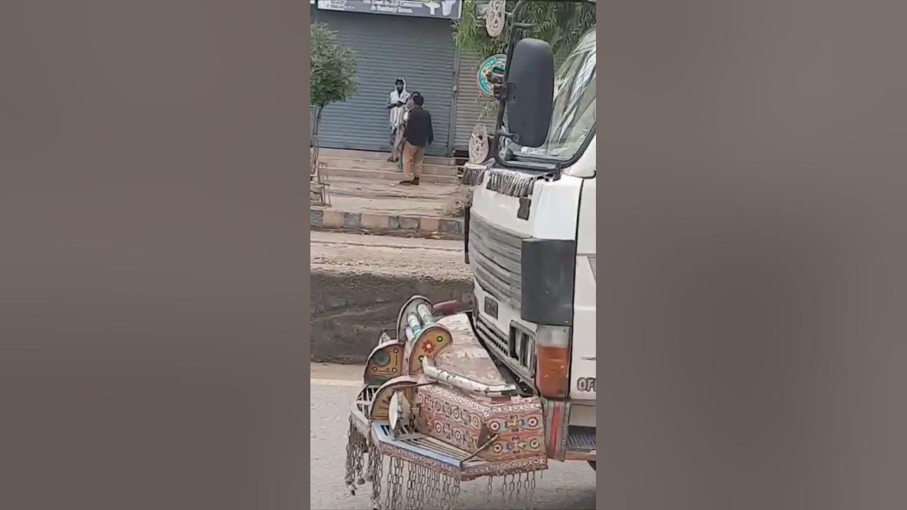 Karachi police mukabla at korangi 5 number near dow lab part 2 youtube