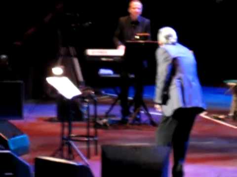 Ebi in Royal Alber Hall London 2010 Asoon Mashoo.mkv