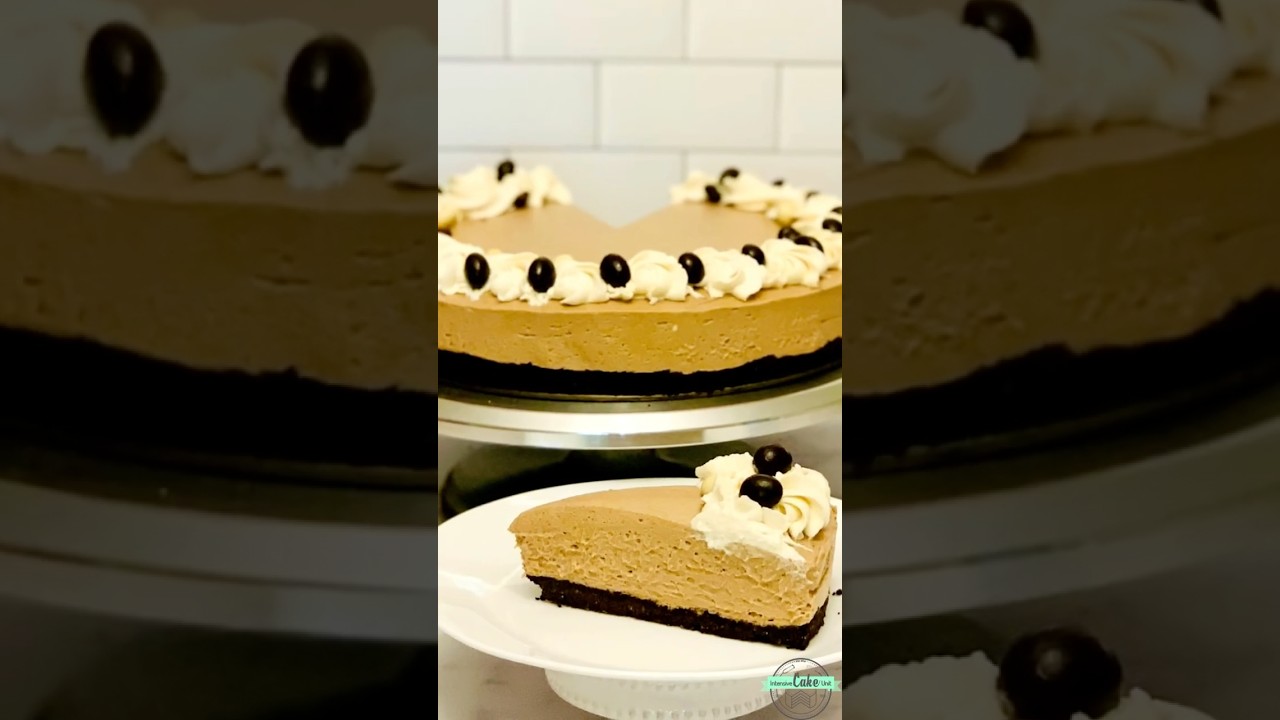 How much Kahlua+vodka do you think I can add to this Espresso Martini cheesecake? 😉 #nobakedessert