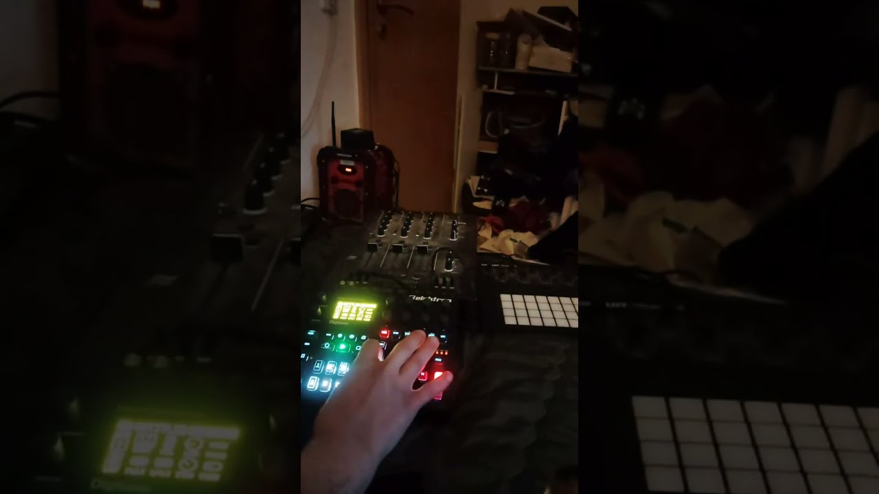 DJ Bee Qua Lou | ELEKTRON | DIGITONE - | - Dragon