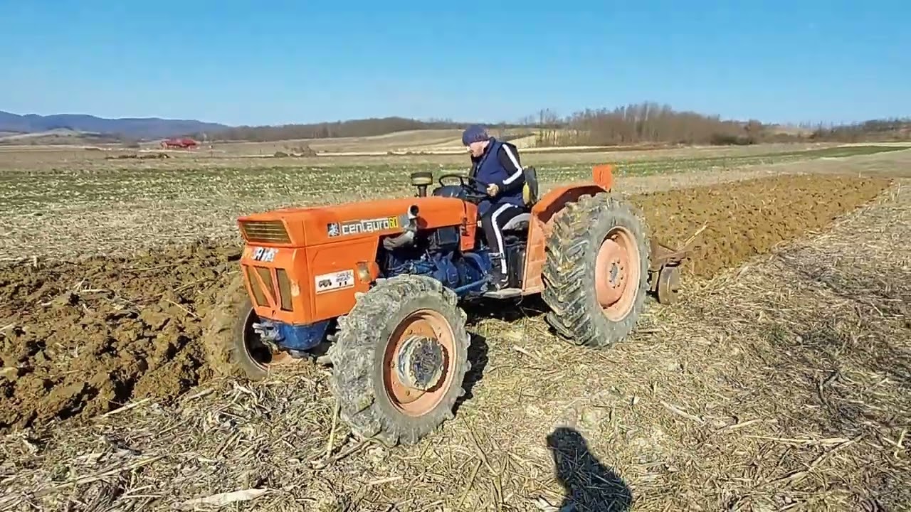 Aratura Same tractor 4x4-La plug