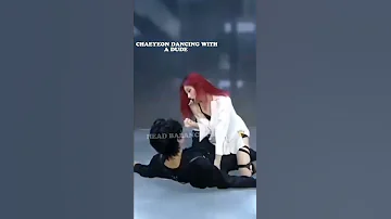 Chaeryoung Itzy Reaction To Her Sister Chaeyeon Ex IZ ONE Dancing With A Dude 