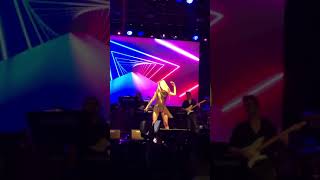 Aleyna Tilki Başıma Belasın Antalya Konser Performansı Resimi