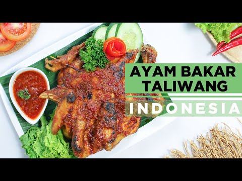 Video: Salad Ayam Panggang Dengan Stroberi Dan Bayam