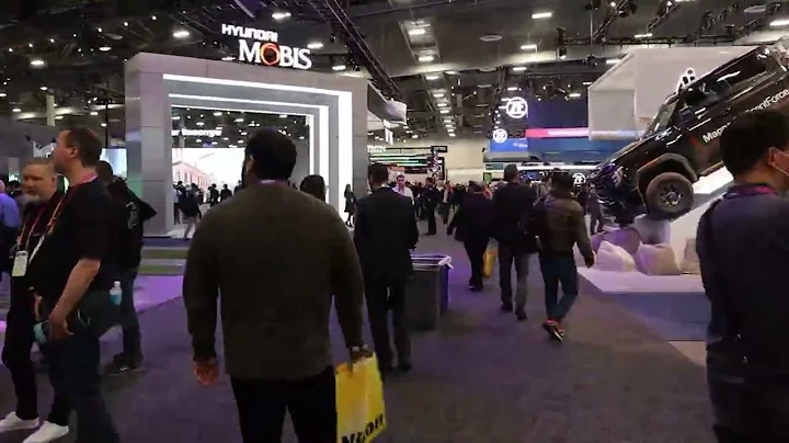 CES 2023: Floor walk time lapse: the road to Sonatus