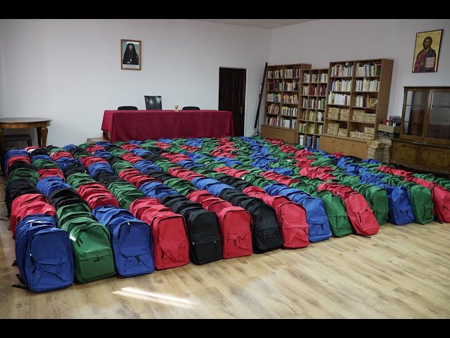 672 de copii din Protopopiatul Brăila au primit ghiozdane și rechizite