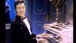 Liberace sings &quot;People&quot; - The Liberace Show