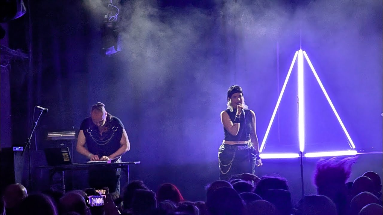 Rue Oberkampf - Solitude (LIVE auf dem WGT // Felsenkeller 6.6.2025)