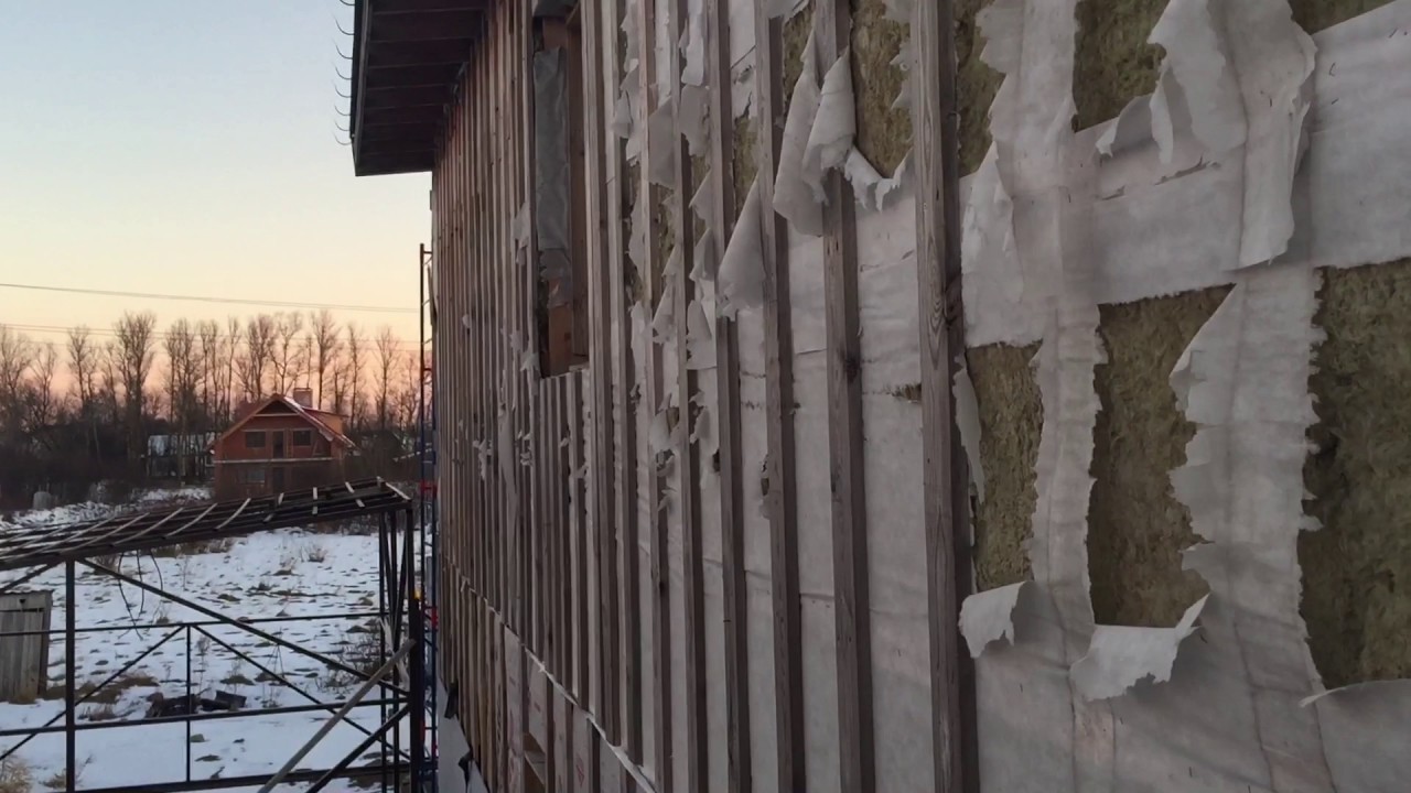 Оставайтесь защищенными: надежная защита стен от влаги и ветра