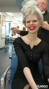 Стилист Капанов представя intercoiffure-bg - YouTube
