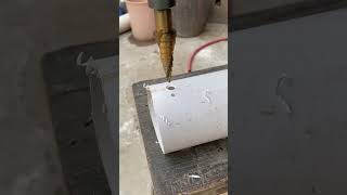 Practical drill bit for drilling holes in water pipes