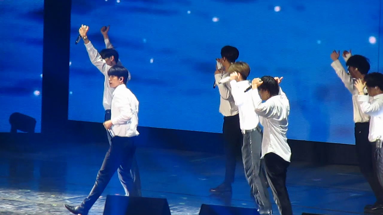 180717 Teenager - GOT7 | Eyes On You in Chile