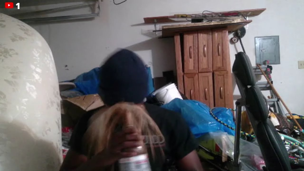 Coke and Mentos Experiment/ Next best streamer 4 - YouTube
