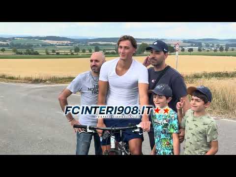 Video INTER, ESPOSITO E STANKOVIC INSIEME: TUTTI A CHIEDERE DI PIO