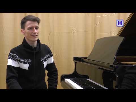 Смотреть клип Леонид Ларионов. Музыка есть во всём. онлайн бесплатно в качестве Смотреть клип Леонид Ларионов. Музыка есть во всём. онлайн бесплатно в качестве