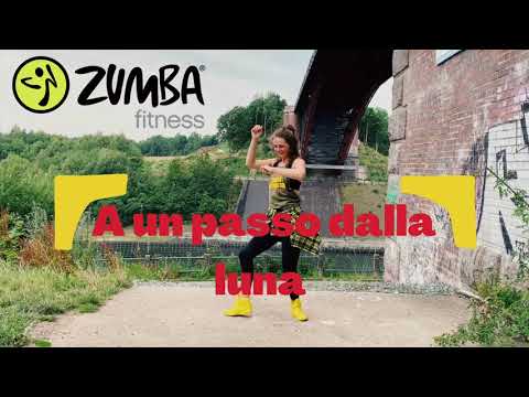 A un passo dalla Luna - Rocco Hunt feat. Ana Mena // Zumba® Fitness Choreo by Ronja Poehls