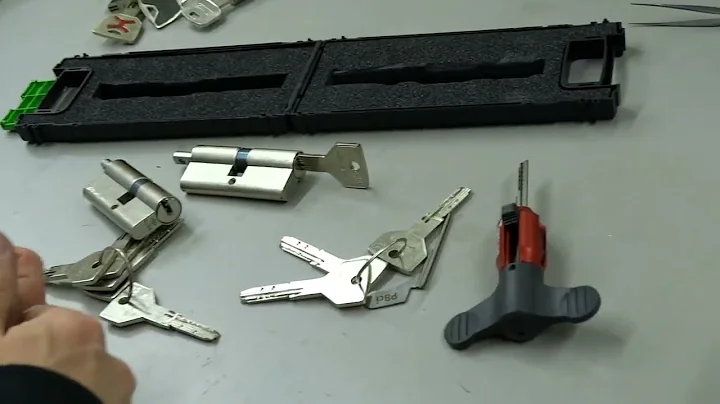 Topolino decoder for all Cisa Asix including Asix P8  - locksmith demonstration