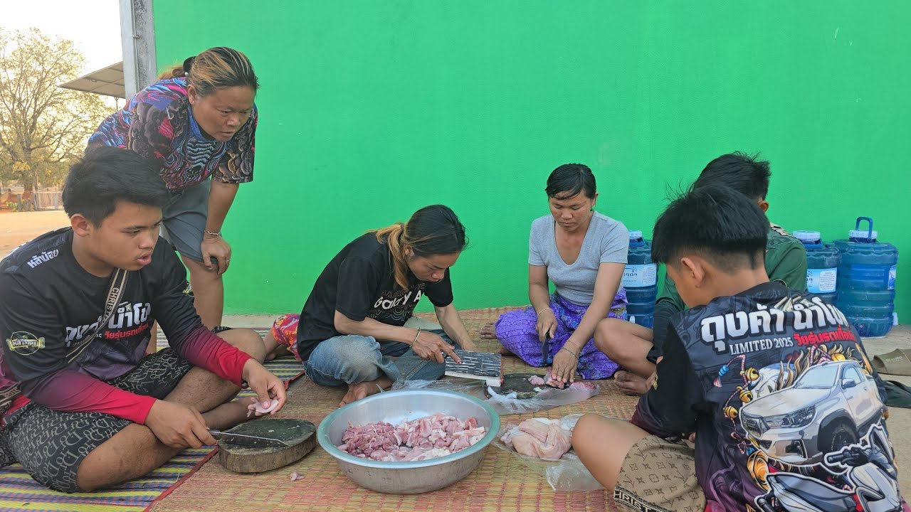 สาวจ่อยกลับมาแล้ว หลังไปเฝ้าผู้ชายครึ่งวัน ได้กินไหมเพื่อน 27 กุมภาพันธ์ ค.ศ. 2026