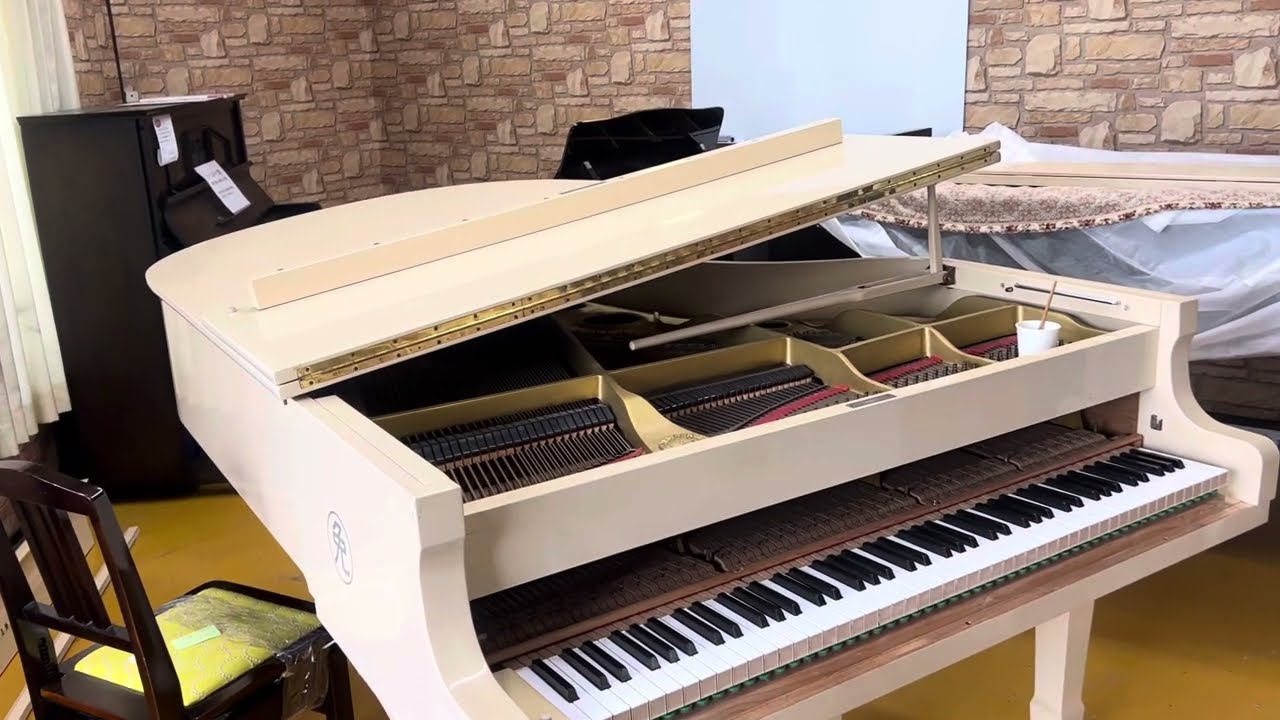 上品な白いピアノ♪ 憧れの白いピアノ | ピアノ専門店 Piano Cloud 富山 | MPC楽器