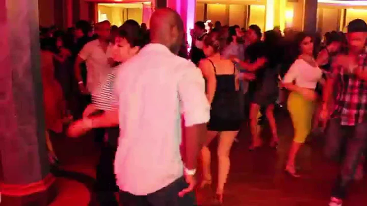 SALSA SOCIAL MARIANA SALINAS & SEKOU MC MILLER @ L...
