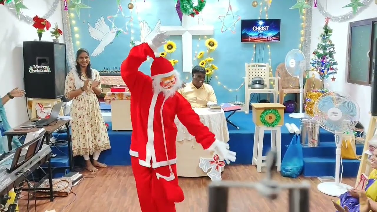 🎅 SANTA CLAUS GRAND ENTRY | CHRISTMAS CELEBRATION HIGHLIGHTS  🎄| LCM 2025