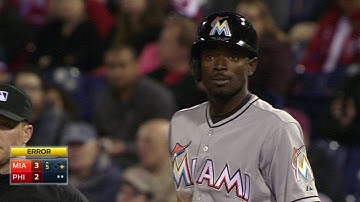 MIA@PHI: Hechavarria comes home on an error