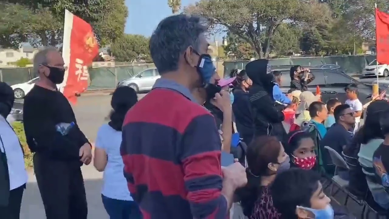 Students from the Shaolin Cultural Center in San Francisco show off the Shaolin Double Whip