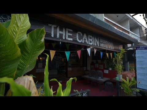The Cabin Backpackers Hostel Review & Tour || Chiang Mai, Thailand