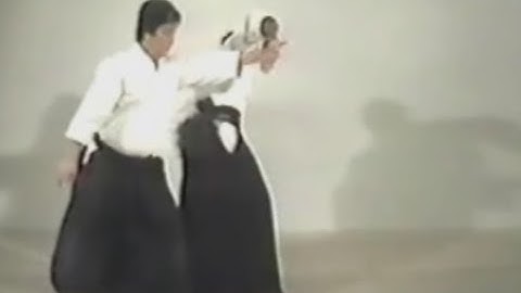 Akido - 09 - Shomenuchi Sankyo   Ura