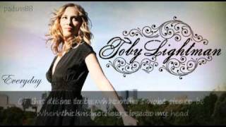 Toby Lightman - Everyday (Lyrics) chords