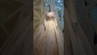 فستان زفاف انىق