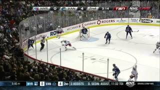 Ryan Kesler deflection goal 4-0 NY Rangers vs Vancouver Canucks 9/26/13 NHL Hockey