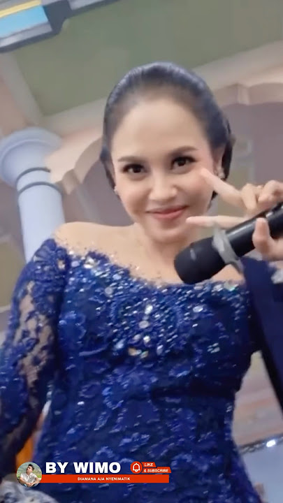 Rina Aditama di kamera orang lain 🥰 #rinaaditama #rinaaditamaterbaru #rinaaditamaupdate #sinden
