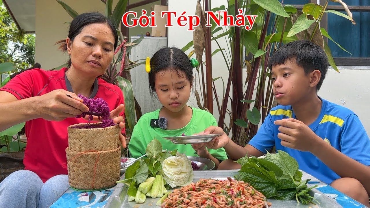 #520 Cách Làm Gỏi Tép Nhảy Của Người Thái Ăn Kèm Cơm Nếp Rau Sống #amthucthailand 