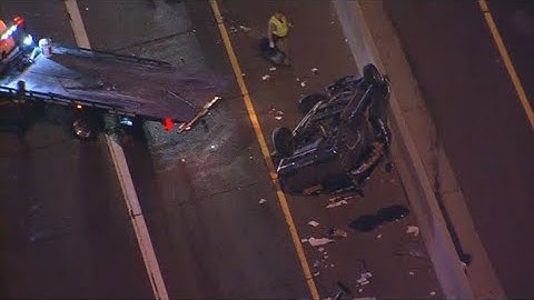 VIDEO: 3 people injured in rollover crash that closed WB Loop 202 in Tempe