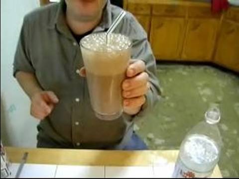 ice-cream-recipes-:-how-to-make-chocolate-egg-cream-drink