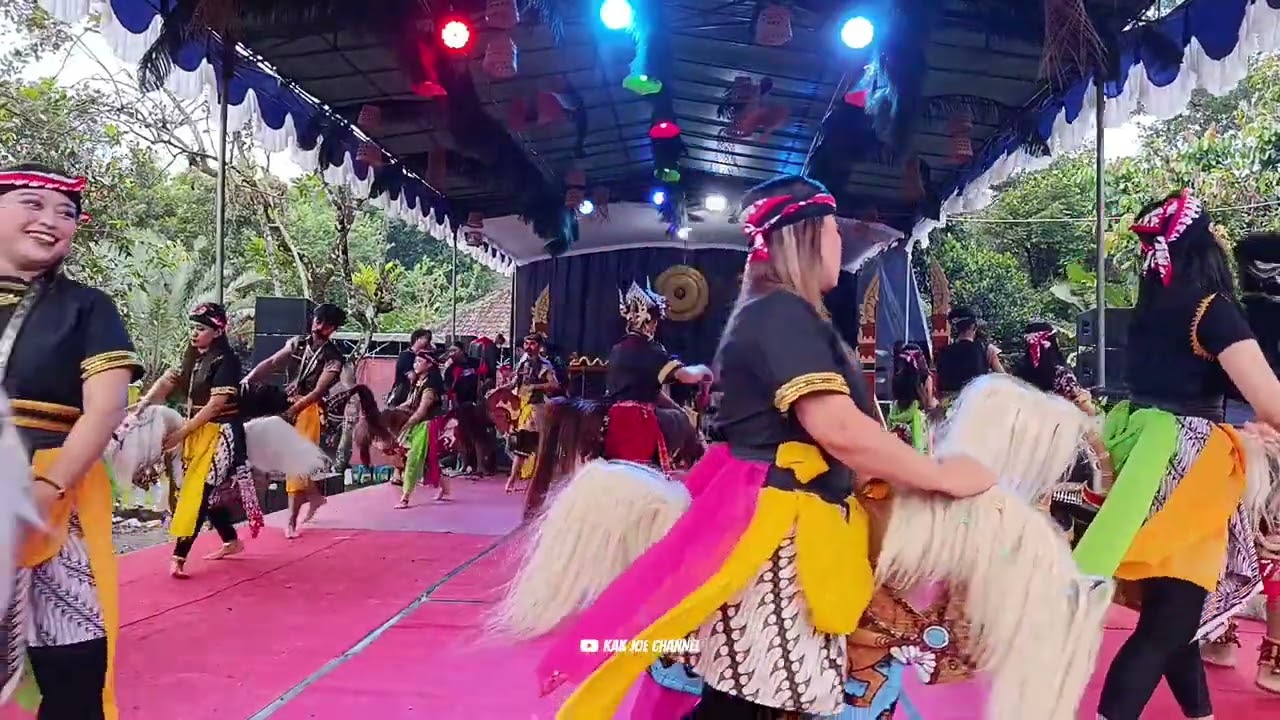 JATHILAN KLASIK TURONGGO SETO MUDO MANUNGGAL SRIWEDARI SALAMAN