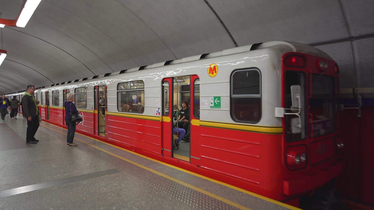 Poland, Metro night ride from Pole Mokotowskie to Centrum