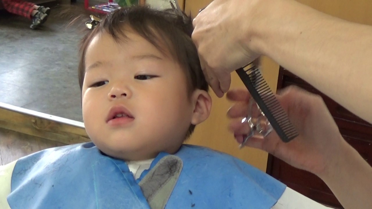 男の子の赤ちゃんの髪型 髪の量が多い 少ない別にカット方法 コツをご紹介