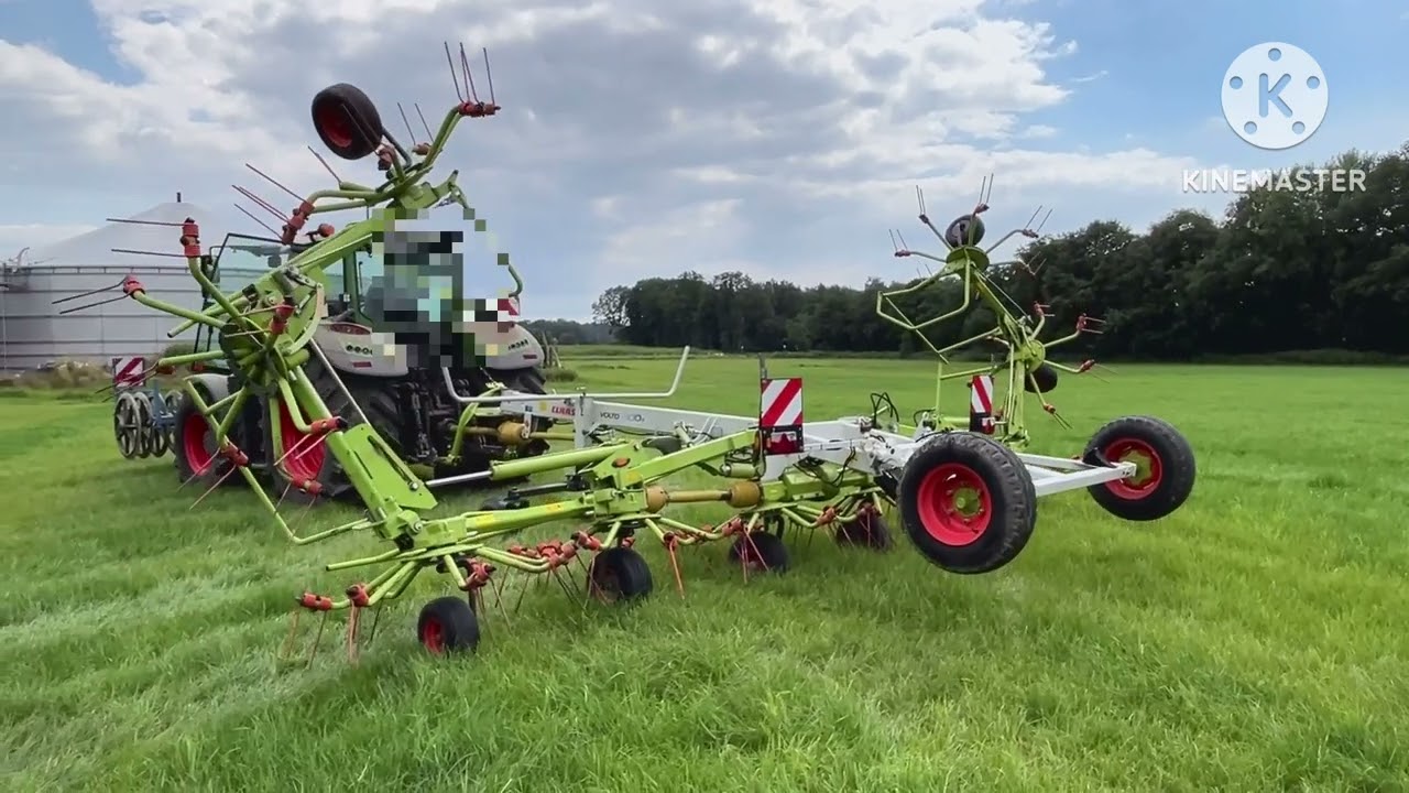 2015 CLAAS VOLTO 1300 T